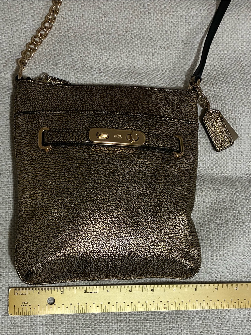 Coach NWOT Gold Metallic Swagger Swingpack in Polished Pebble Leather - Picture 9 of 14